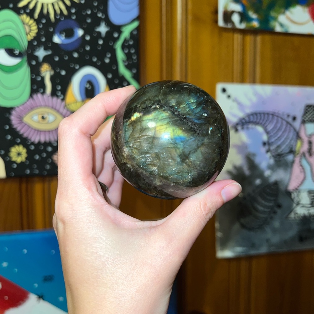 Labradorite sphere with endless flash 💙